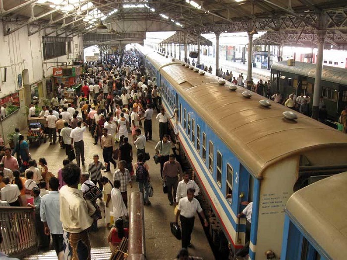 Fort-train-station